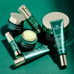 Anti-Aging Gesichtscreme-Fluid für normale und Mischhaut