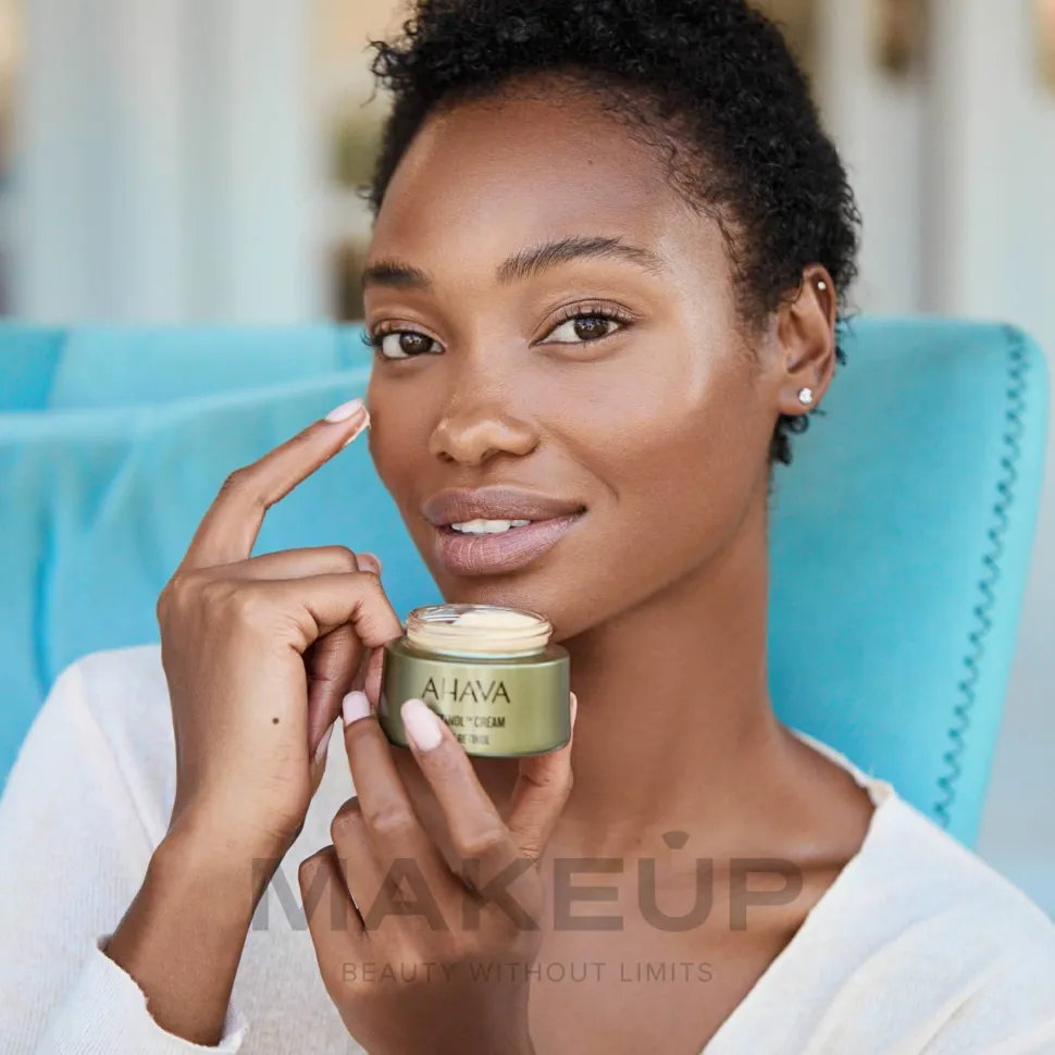 Anti-Aging-Creme mit Retinol