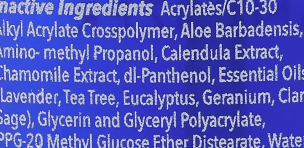 Antibakterielles Desinfektionsspray mit ätherischen Ölen und Kamille- und Ringelblumenextrakt