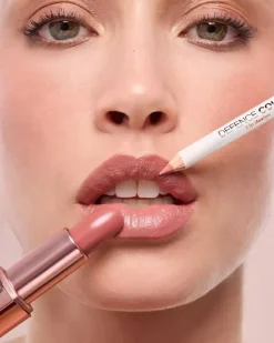 BioNike Defence Color Lip Design Lip Liner