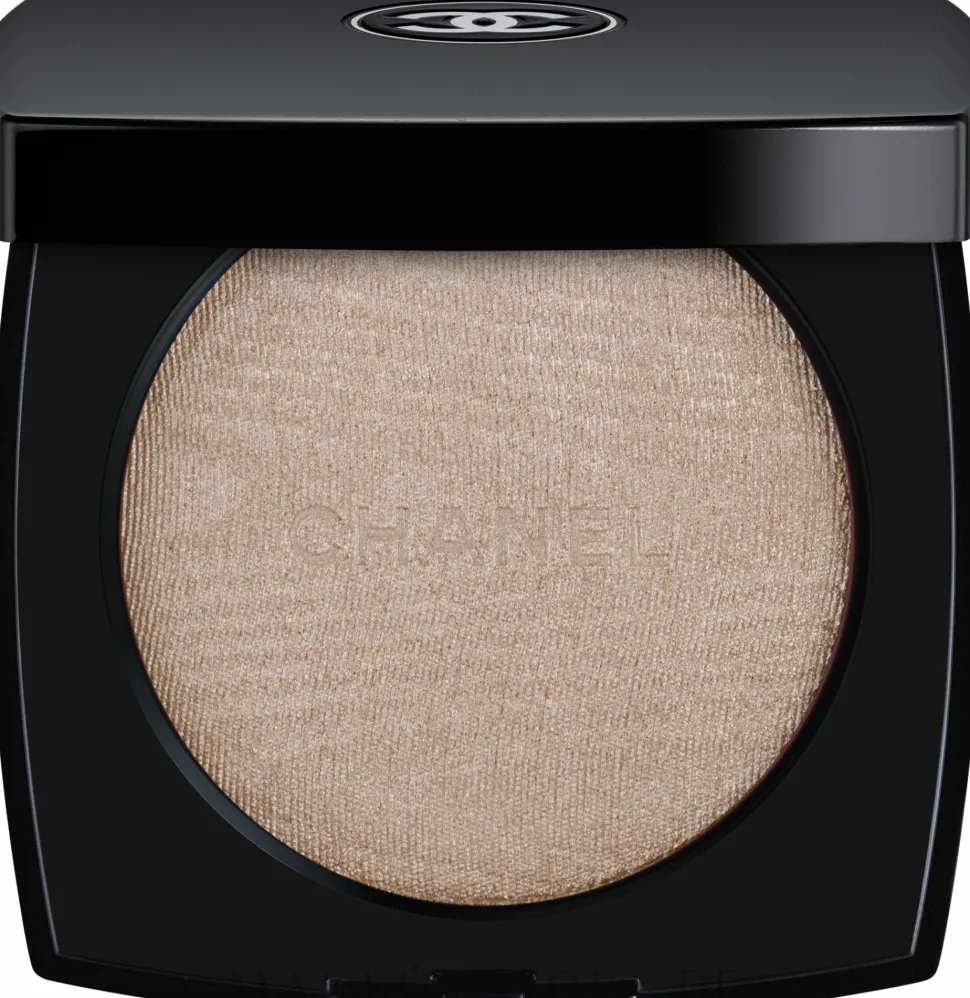 Chanel Poudre Lumiere Illuminating Powder