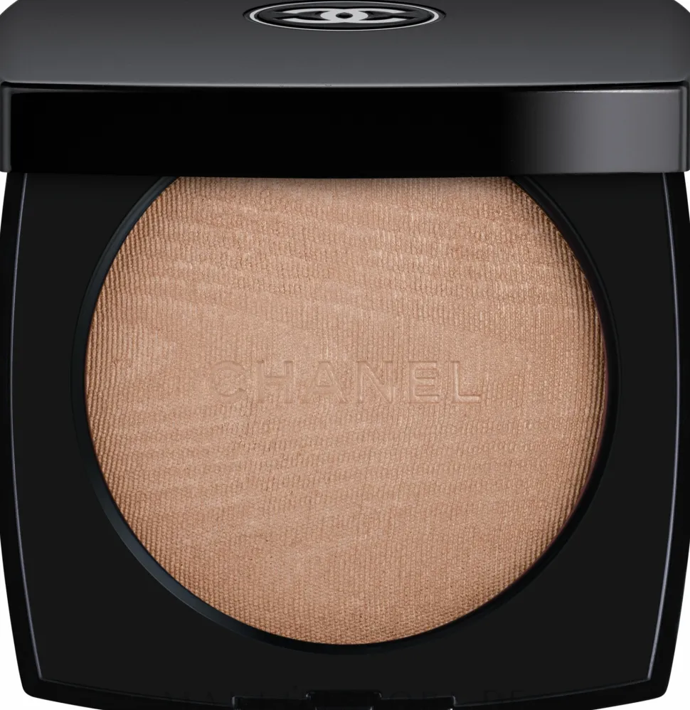Chanel Poudre Lumiere Illuminating Powder