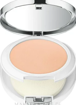 Clinique Beyond Perfecting Powder Foundation And Concealer