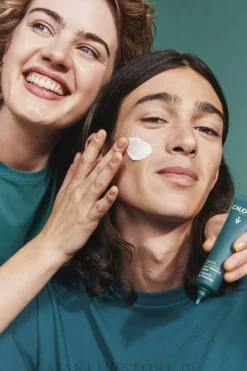 Detox Gesichtsmaske mit Kaolin, Kaffee- und Traubenextrakt