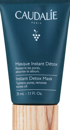 Detox Gesichtsmaske mit Kaolin, Kaffee- und Traubenextrakt