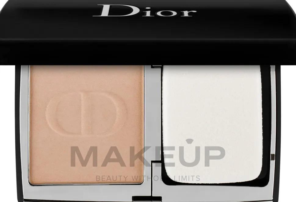 Dior Forever Natural Velvet Compact Foundation