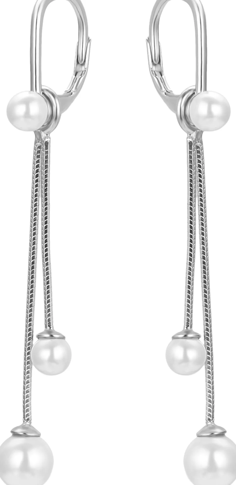 Elegante Silberohrringe mit Perlen
