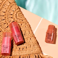 Essence Baby Got Bronze Stick