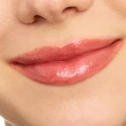 Essence Extreme Shine Volume Lipgloss