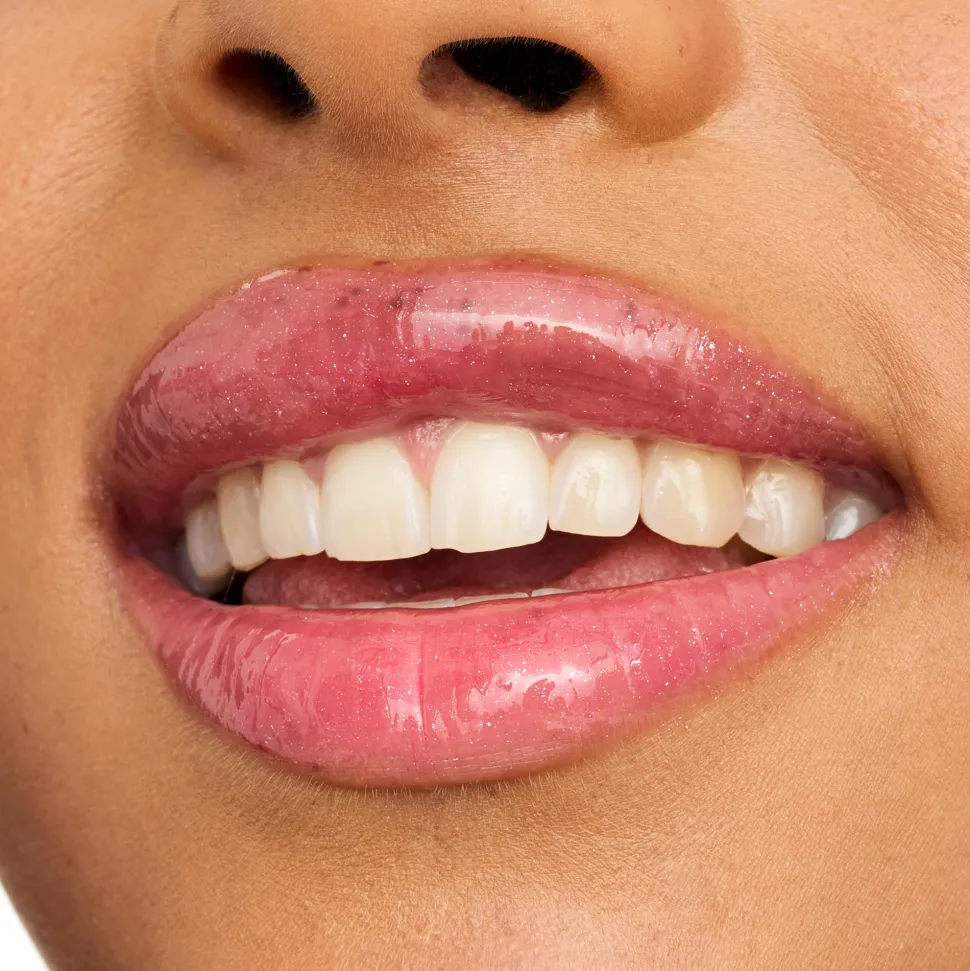 Essence Extreme Shine Volume Lipgloss