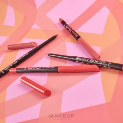 Essence 8H Matte Comfort Lip Liner