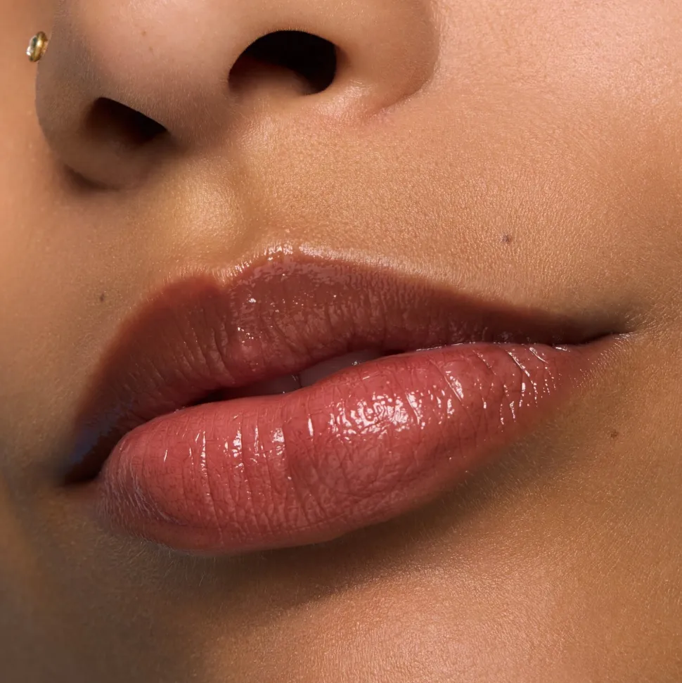 Essence Juicy Bomb Glossy Butter Balm