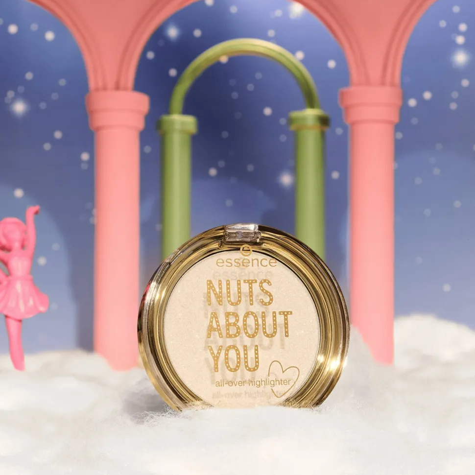 Essence Nuts About You All-Over Highlighter