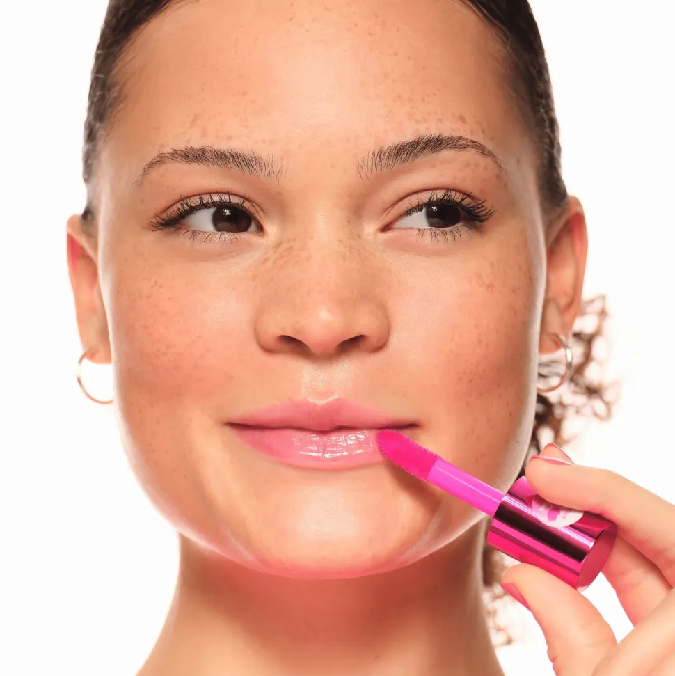 Essence Hydra Kiss Lip Oil
