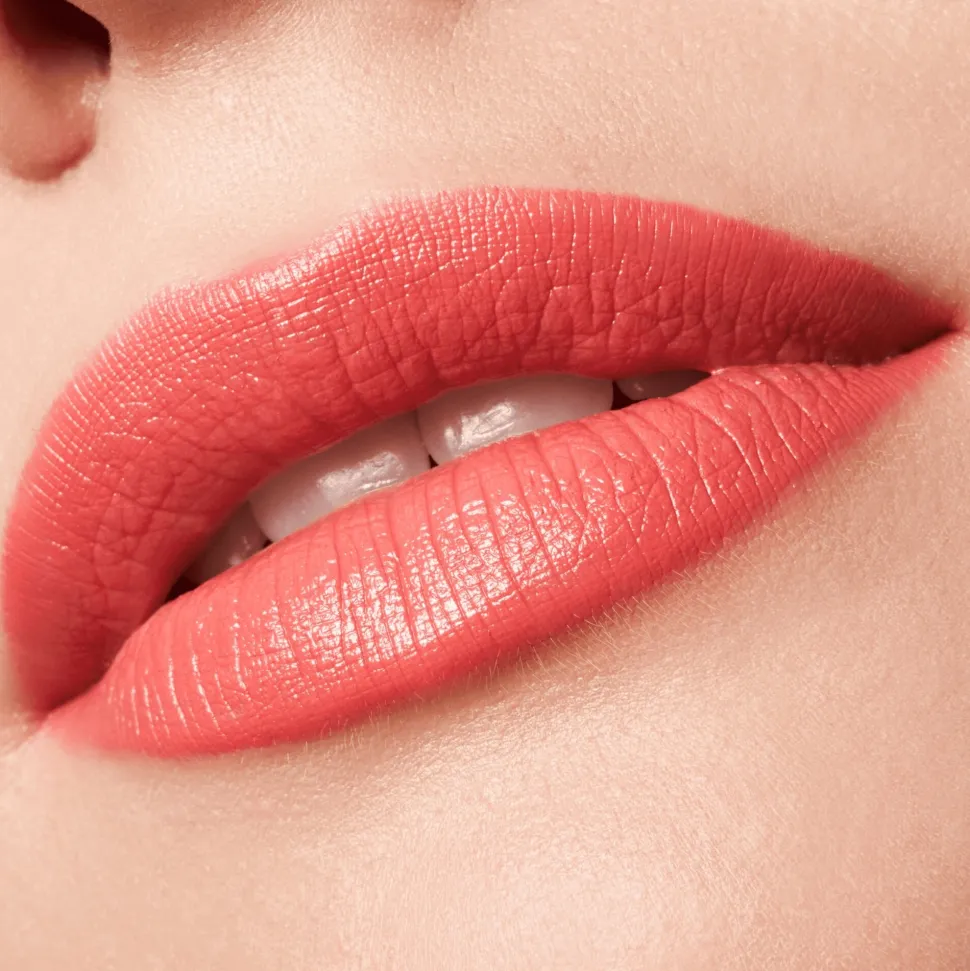 Essence Soft & Precision Lip Pencil