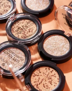 Essence Soft Touch Eyeshadow
