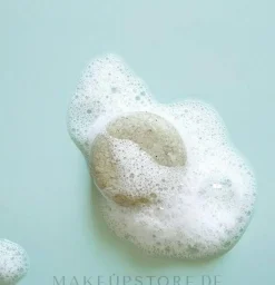 Festes Shampoo gegen Haarausfall und Schuppen