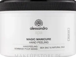 Feuchtigkeitsspendendes Handpeeling mit Meersalz und natürlichen Ölen