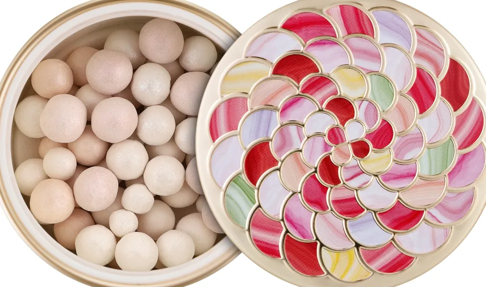 Guerlain Meteorites Light-Revealing Pearls of Powder