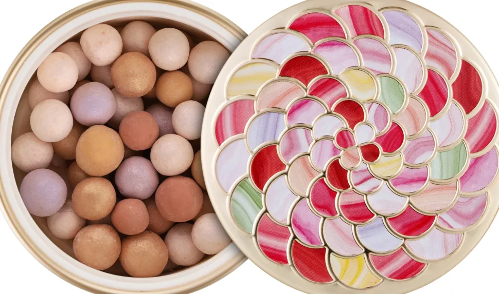 Guerlain Meteorites Light-Revealing Pearls of Powder