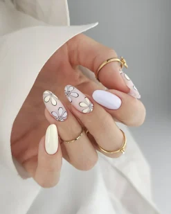 Hybrid-Nagellack