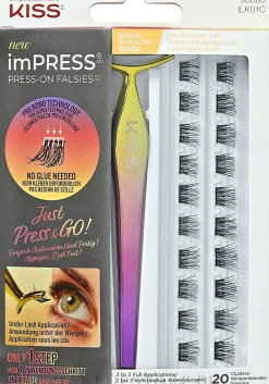 Künstliche Wimpern mit Pinzette