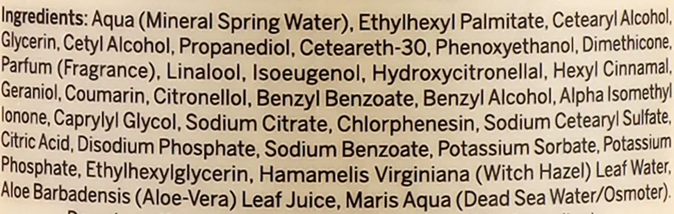 Körperlotion mit nährstoffreichem Wasser aus dem Toten Meer