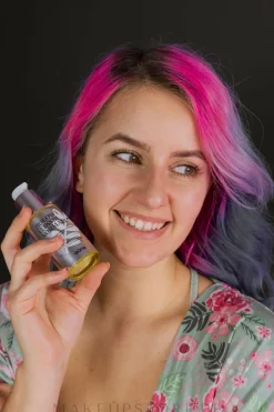 Kräuterelixier für das Gesicht mit Hanföl