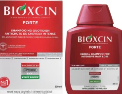 Kräutershampoo gegen intensiven Haarausfall für alle Haartypen mit Procyanidin