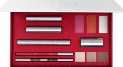 Loni Baur The Face Edition 02 Get Reddy (eyeliner/3.5ml + lipstick/2.5ml + mascara + highlighter/4g + br/pencil/2x0.39g + lip/pencil/1.26g + blush/2x2.3g + powder/2.3g + eye/shadow/3x1.3g)