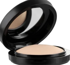 MAC Mineralize Skinfinish Natural