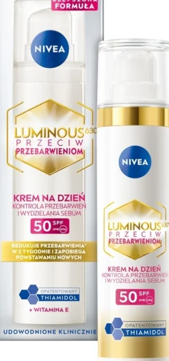 Mattierendes Tagesfluid für das Gesicht gegen Pigmentflecken SPF 50