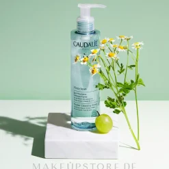Mizellenwasser zum Abschminken