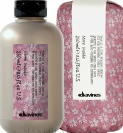 Modellierendes Haarserum für flexible Locken