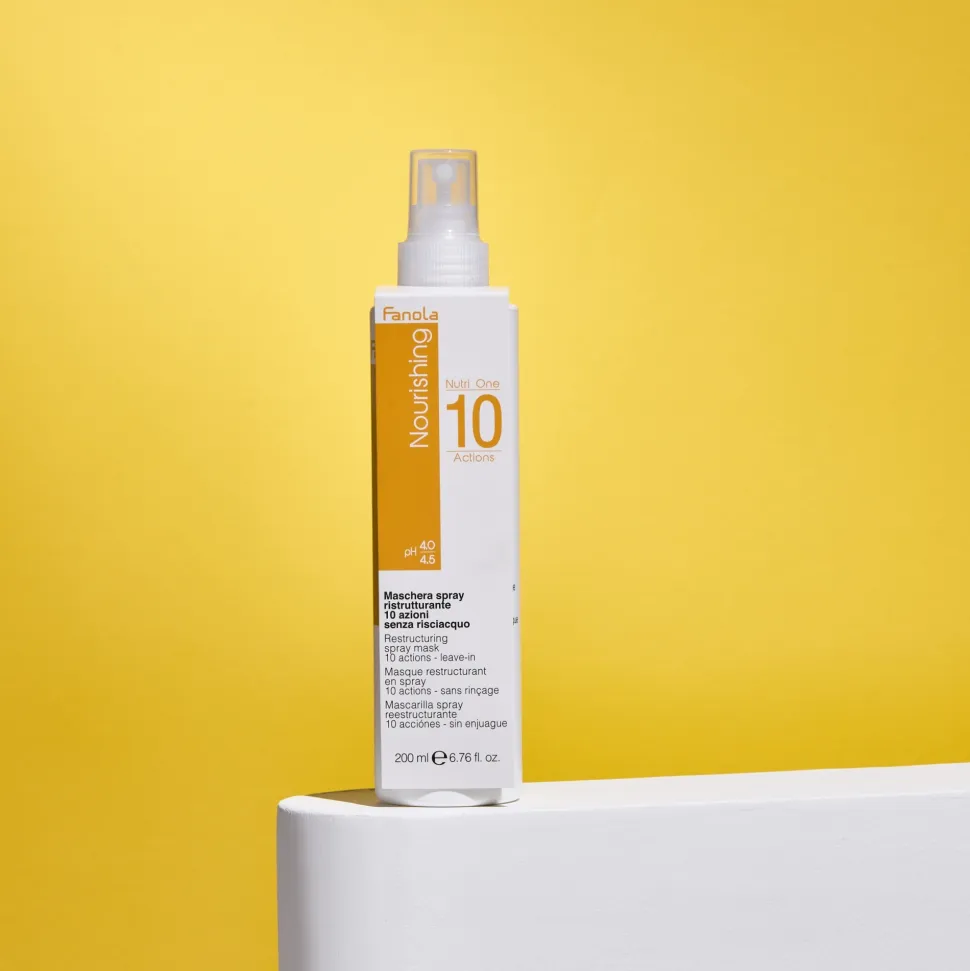 Nährende und restrukturierende Haarmaske in Sprayform ohne Ausspülen