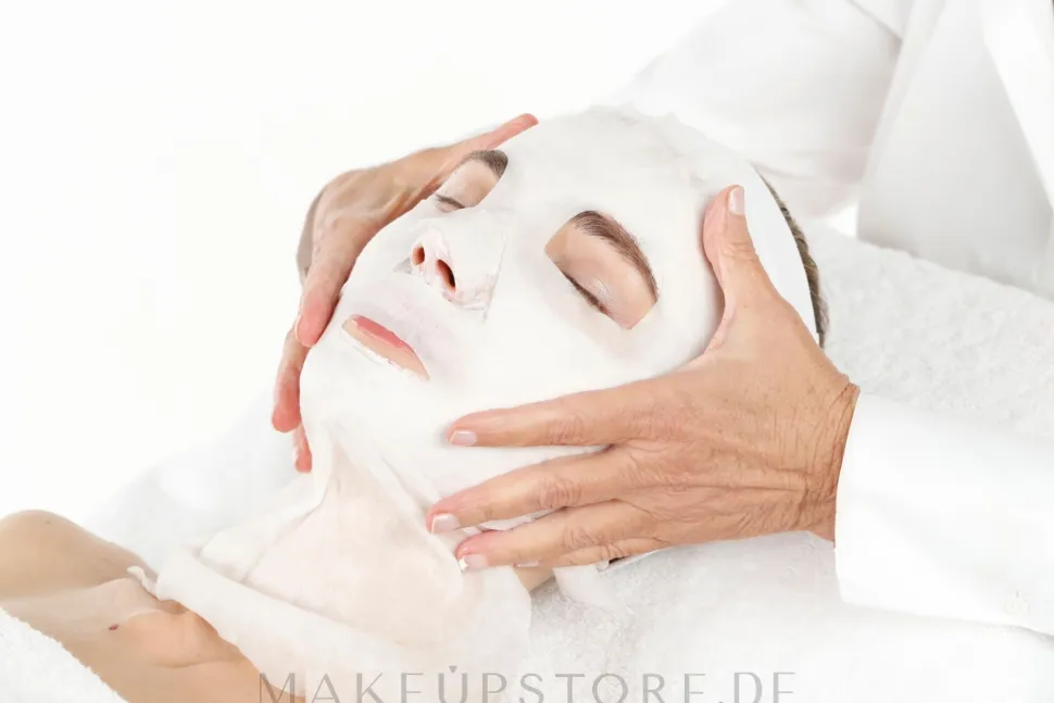 Peeling Scrub für fettige und Problemhaut