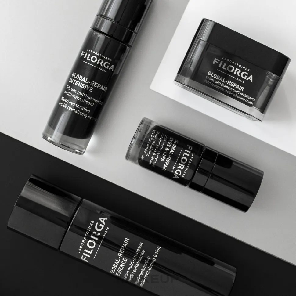 Revitalisierende Anti-Aging Augen- und Lippenkonturencreme gegen dunkle Ringe