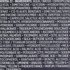 Tiefenwirksames regenerierendes Anti-Aging-Fluid mit Hyaluronsäure und Pro-Retinol