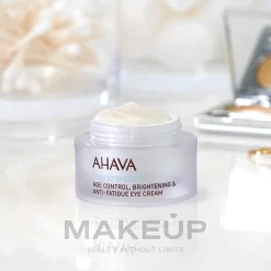 Verjüngende und glättende Augenkonturcreme