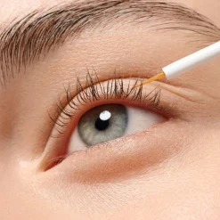 Wimpernwachstumsserum